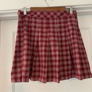 Divided Skirts Womens 10 Red White  Plaid Pleated Mini Short